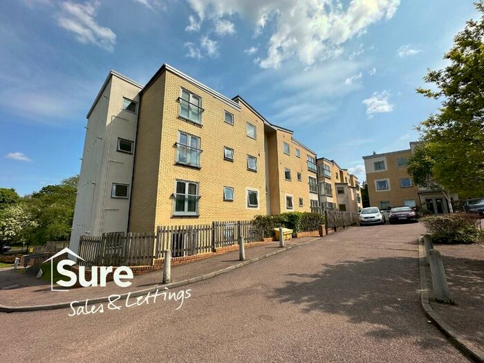 2 Bedroom Apartment To Rent In Gadebury Heights, Bury Road, Hemel Hempstead, Hertfordshire, HP1