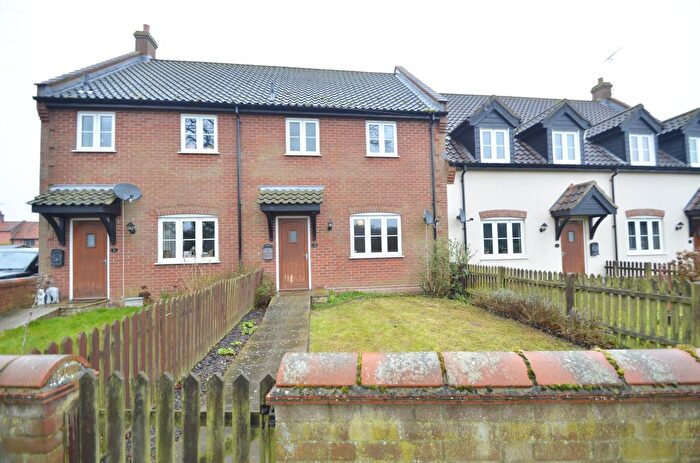 3 Bedroom Terraced House To Rent In Aylsham Road, Swanton Abbott, NR10