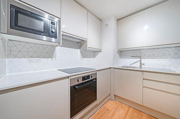 1 Bedroom Flat To Rent In Malyons Road, London, SE13