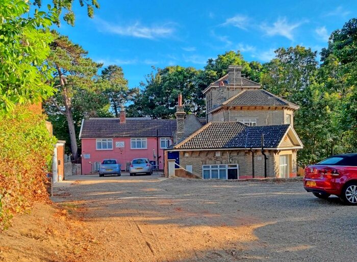 1 Bedroom Flat To Rent In Cauldwell Hall, Cauldwell Avenue, IP4