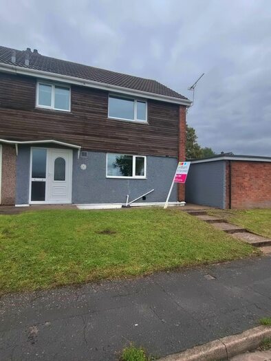 3 Bedroom Semi-Detached House To Rent In Newbolt Avenue, Scunthorpe, DN17