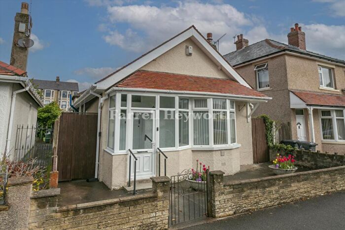 2 Bedroom Bungalow For Sale In Regent Park Avenue, Morecambe, LA4