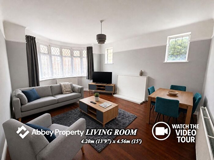 2 Bedroom Flat To Rent In Cromwell Hill, Luton, LU2