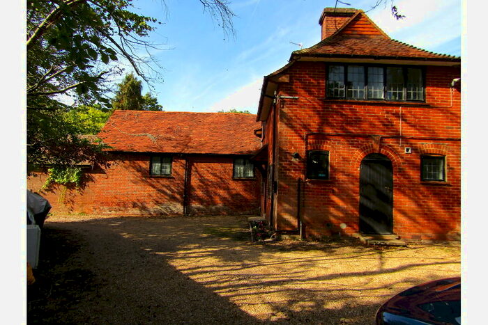 4 Bedroom Semi-Detached House To Rent In Woking Road, Jacobs Well, Guildford, GU4