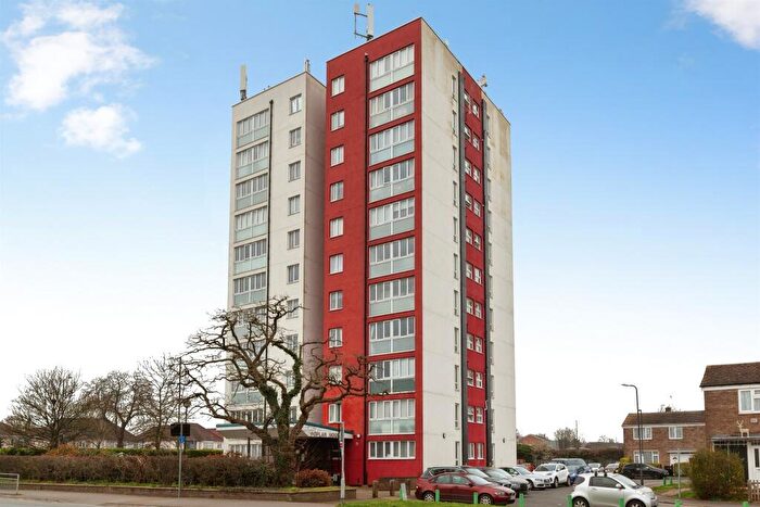 3 Bedroom Flat For Sale In High Street, Langley, Slough, SL3