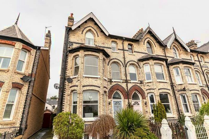 2 Bedroom Property To Rent In Westby Street, Lytham St Annes, FY8