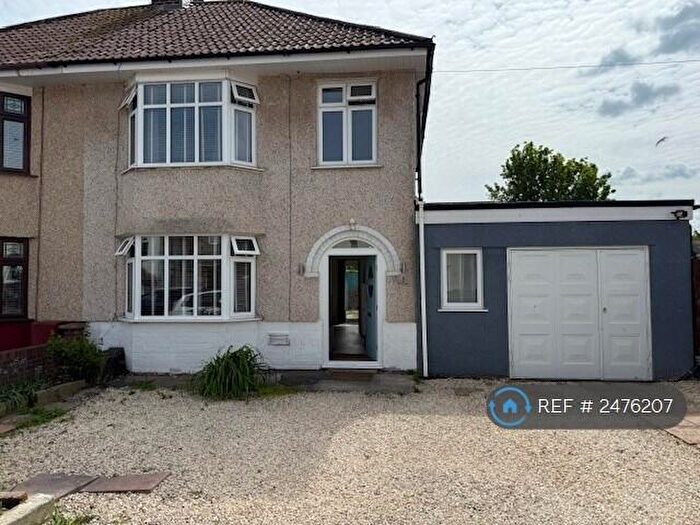 3 Bedroom Semi-Detached House To Rent In Cleve Road, Filton, Bristol, BS34