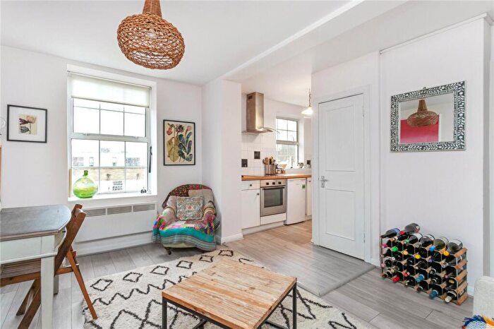 1 Bedroom Apartment For Sale In Old Castle Street, London, E1