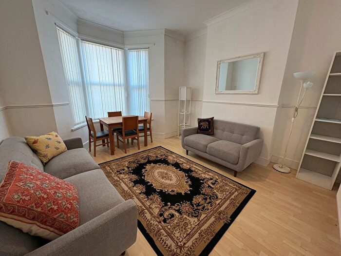 1 Bedroom Flat To Rent In Cowbridge Road East, Canton, CF5