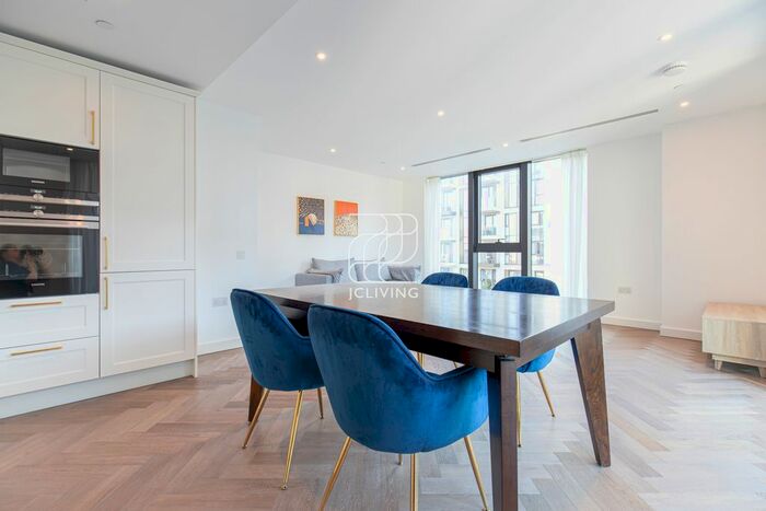 2 Bedroom Flat To Rent In Londond Dock, London, E1W