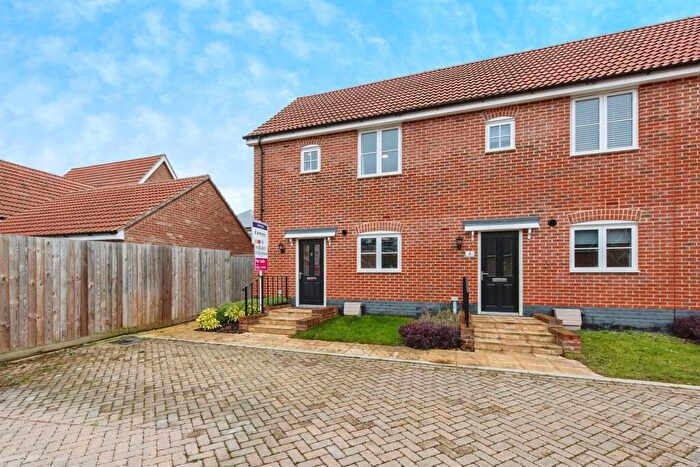 2 Bedroom End Of Terrace House For Sale In Swale View, Thetford, IP24