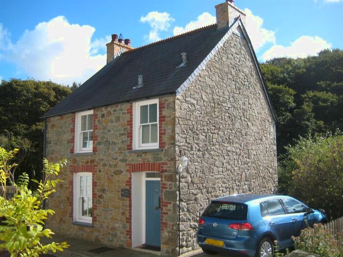2 Bedroom Cottage For Sale In Prendergast, Solva, Haverfordwest, SA62
