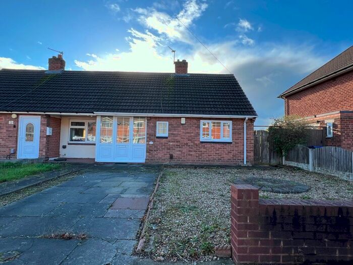 1 Bedroom Semi-Detached Bungalow To Rent In Alder Road, Wednesbury, WS10