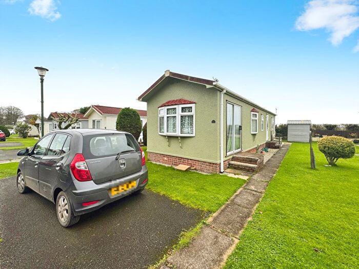 2 Bedroom Property For Sale In Trelawne Gardens, Trelawne, Looe, Cornwall, PL13