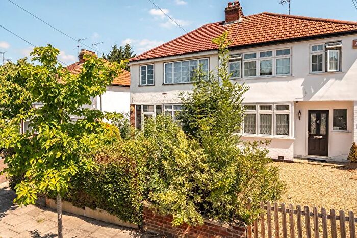 3 Bedroom Semi Detached House To Rent In Riverdene, Edgware, Middlesex, HA8