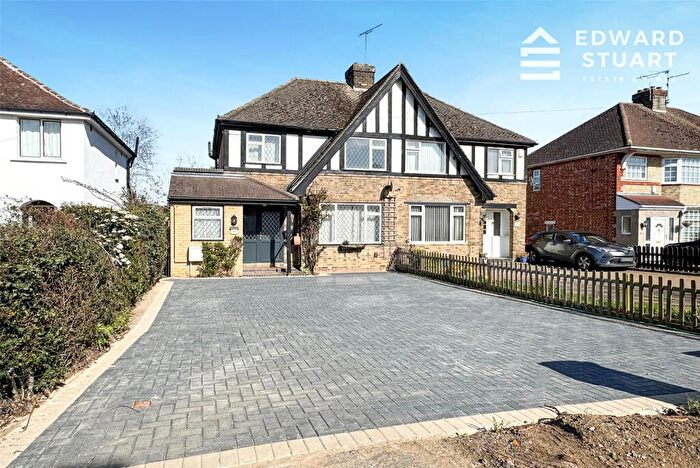 3 Bedroom Semi Detached House For Sale In Newark Avenue, Peterborough, Cambridgeshire, PE1