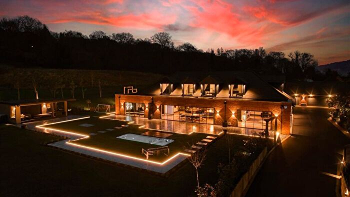 5 Bedroom Detached House For Sale In Willow House, Nr Woburn, MK17