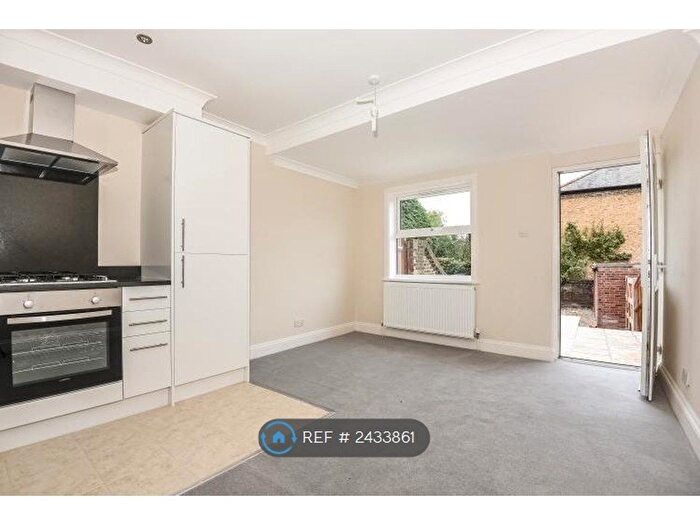 2 Bedroom Terraced House To Rent In Brownhill Road, London, SE6