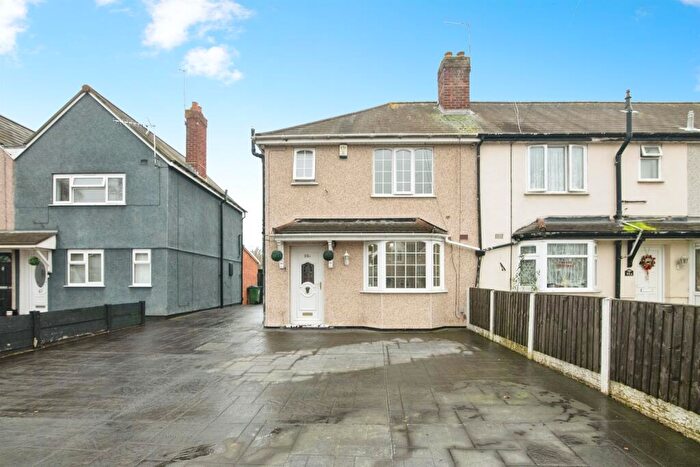 3 Bedroom End Of Terrace House For Sale In Cotterills Road, Tipton, DY4