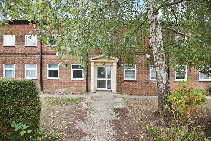 1 Bedroom Flat For Sale In Friars Hill, Wroxton, Banbury, Oxfordshire, OX15