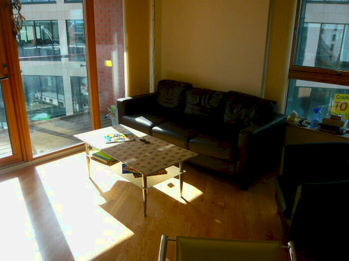 2 Bedroom Apartment To Rent In Mackenzie House Clarence Dock Parking Included, LS10