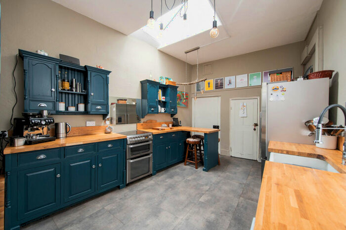 5 Bedroom Town House For Sale In Jury Street, Warwick, CV34