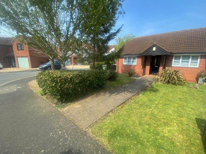 2 Bedroom Bungalow To Rent In Aquila Way, Langtoft, Peterborough., PE6