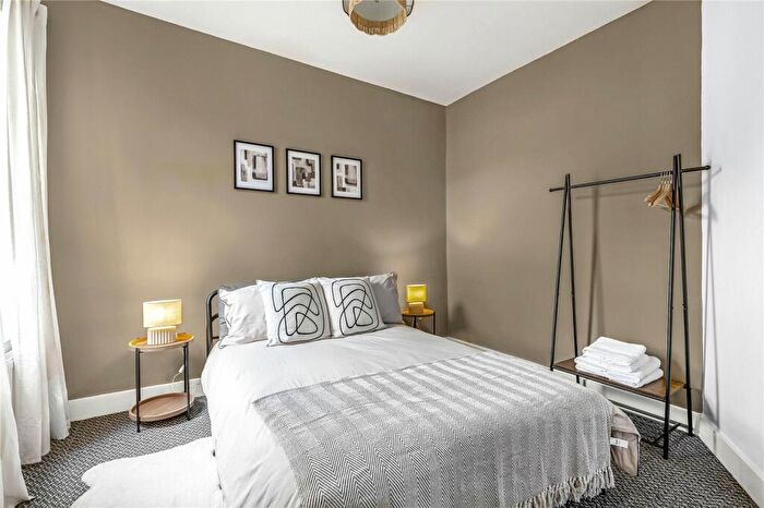 2 Bedroom Apartment To Rent In Belton Road, London, E11