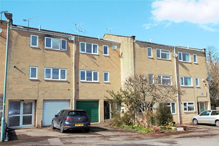 3 Bedroom Terraced House To Rent In Mount Street, Cirencester, GL7