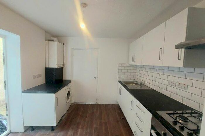 3 Bedroom Property To Rent In Altmore Avenue, London, E6