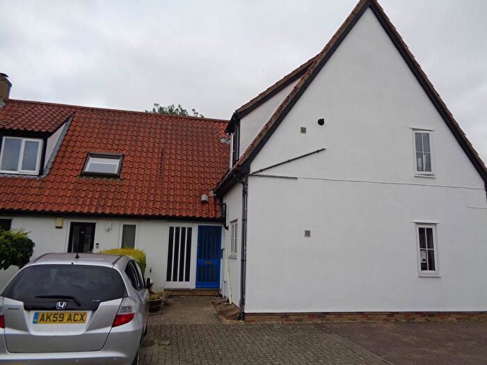 1 Bedroom Flat To Rent In Brook Close, Histon, Cambridge, CB24