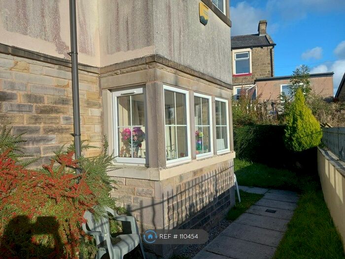 2 Bedroom Flat To Rent In Marsden Mews, Nelson, BB9