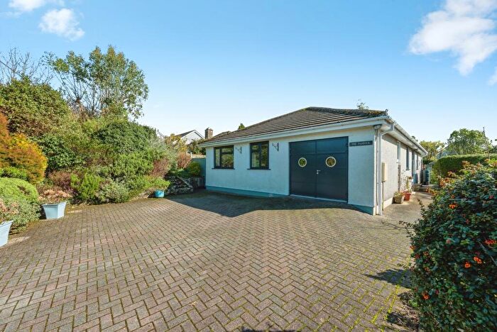 3 Bedroom Bungalow For Sale In Gonvena Hill, Wadebridge, Cornwall, PL27
