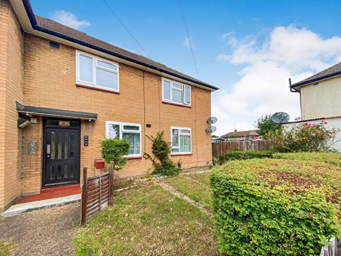 1 Bedroom Apartment To Rent In Daiglen Drive, South Ockendon, Essex, RM15