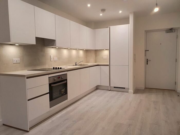 2 Bedroom Flat To Rent In Garraway Apartments, Western Circus, London, W3
