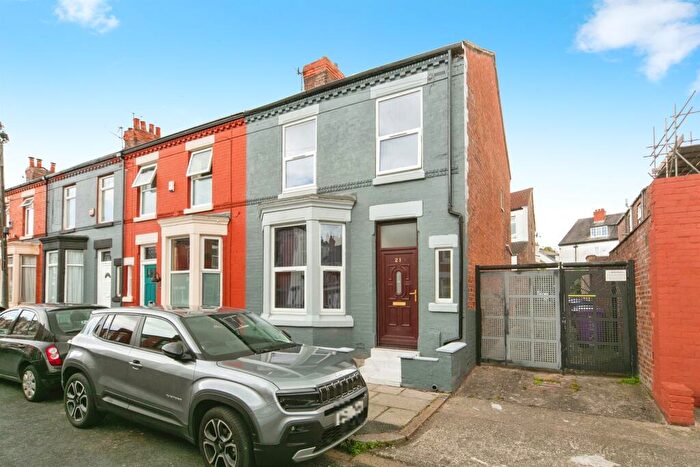 3 Bedroom End Of Terrace House For Sale In Glenfield Road, Liverpool, L15