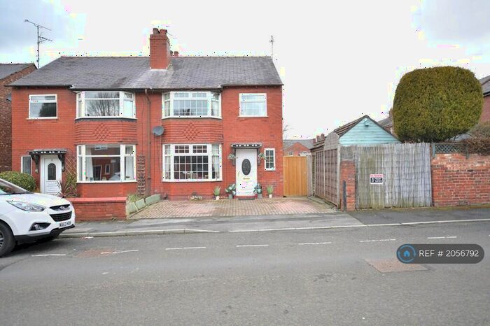 3 Bedroom Semi-Detached House To Rent In Norman Avenue, Stockport, SK7