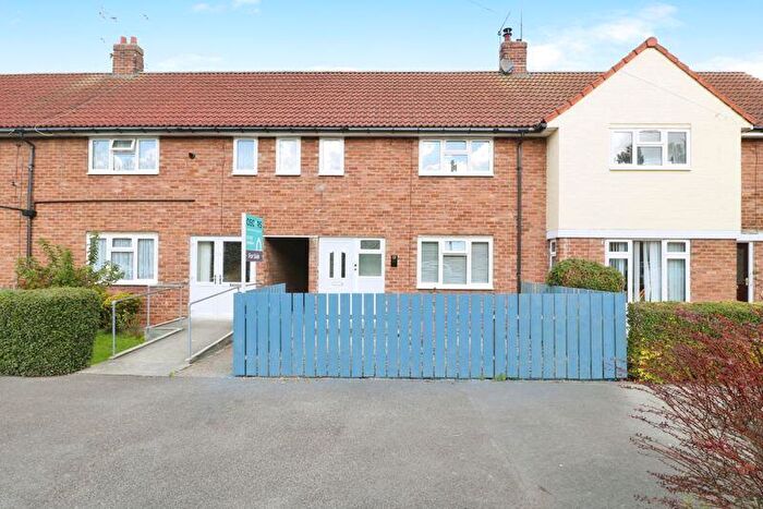 2 Bedroom Terraced House For Sale In Elgar Road, West Hull, HU4