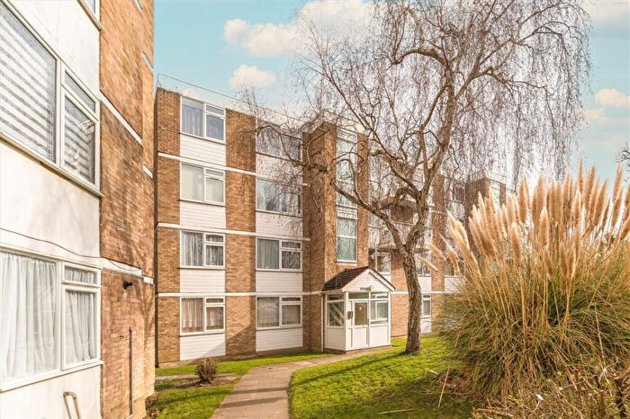 1 Bedroom Flat To Rent In West Park, Mottingham, SE9
