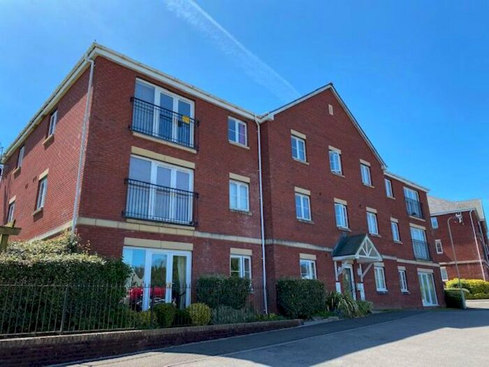 2 Bedroom Flat To Rent In Wild Field, Bridgend CF31