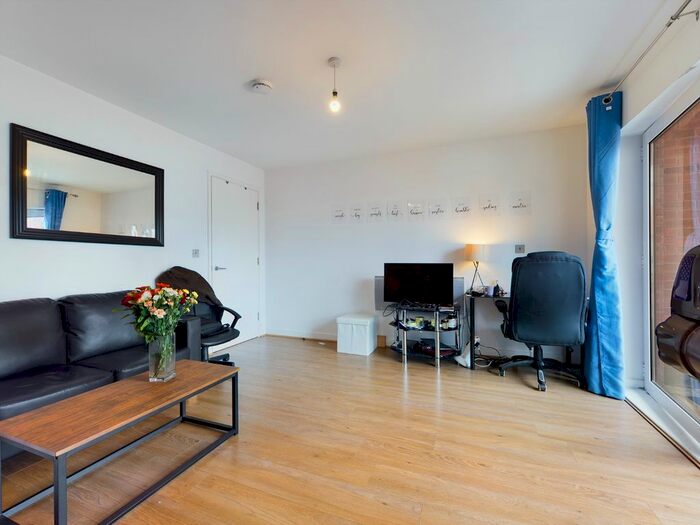 1 Bedroom Flat To Rent In Excelsior Buildings, Princess Way, Swansea, SA1