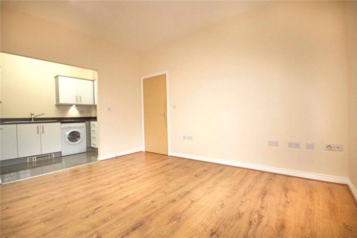 2 Bedroom Apartment To Rent In Marchant Close, Mill Hill, London, NW7