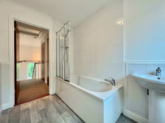 4 Bedroom House To Rent In Fontwell Road, Portsmouth, PO5