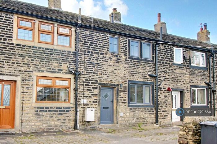 2 Bedroom Terraced House To Rent In Thorpe Place, Sowerby Bridge, HX6