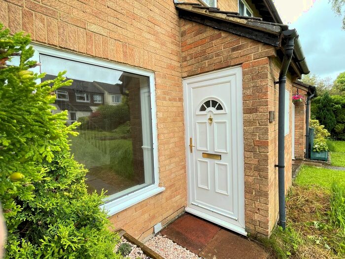 3 Bedroom Terraced House To Rent In Forest Road, Frome, BA11