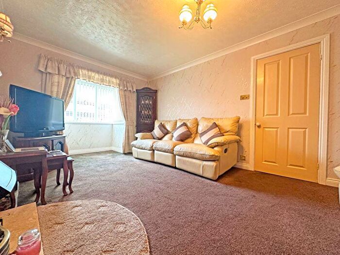 2 Bedroom Bungalow For Sale In Brookfield Way, Tipton, DY4