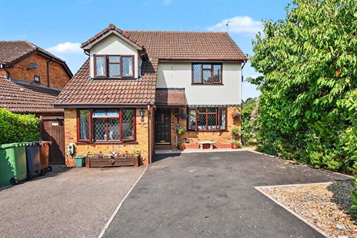 4 Bedroom Detached House For Sale In , Hoppet Close, Great Oakley, NN18