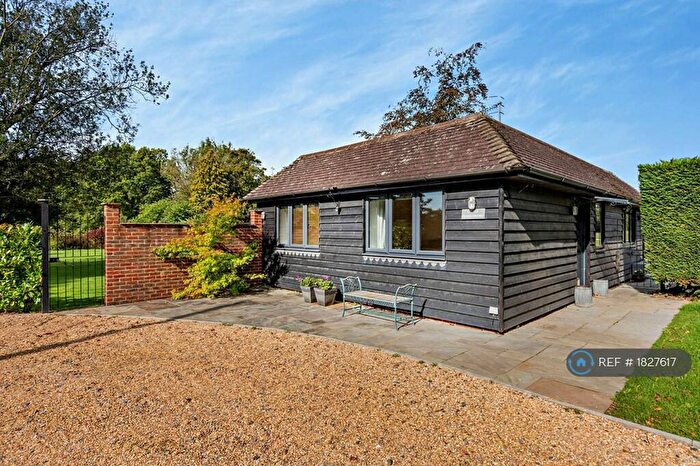 2 Bedroom Bungalow To Rent In Upper House Lane, Shamley Green, GU5