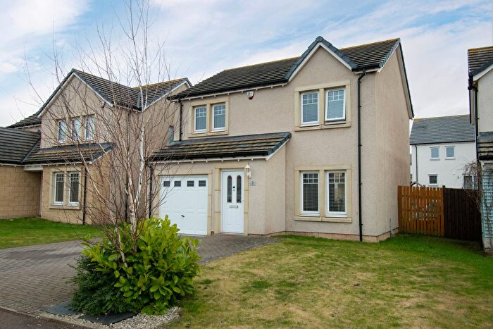 3 Bedroom Detached House For Sale In Lyall Crescent, Laurencekirk, AB30