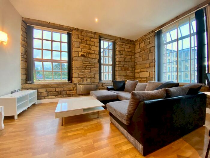 2 Bedroom Apartment To Rent In Firth Street, Huddersfield, HD1